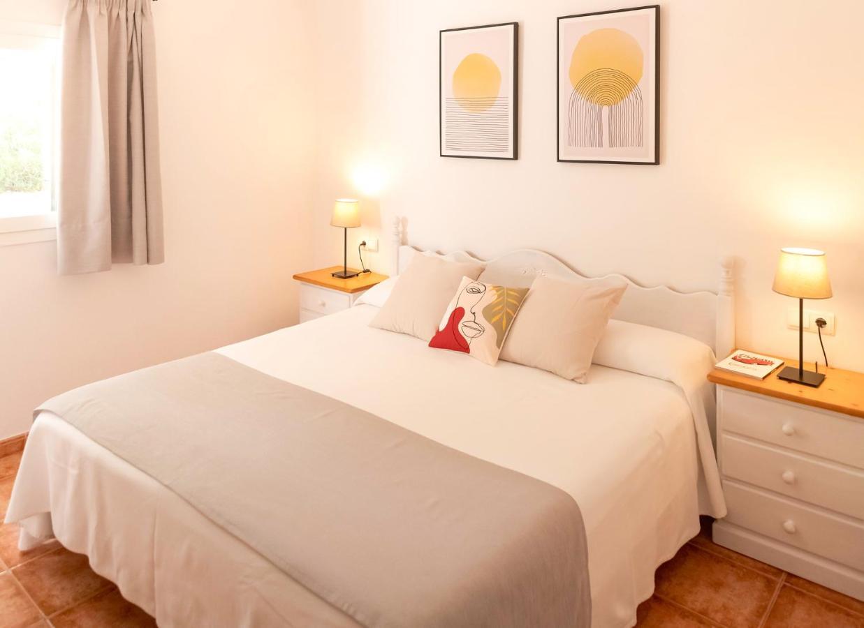 Apartamentos El Pino - Formentera Break 埃斯卡洛 外观 照片
