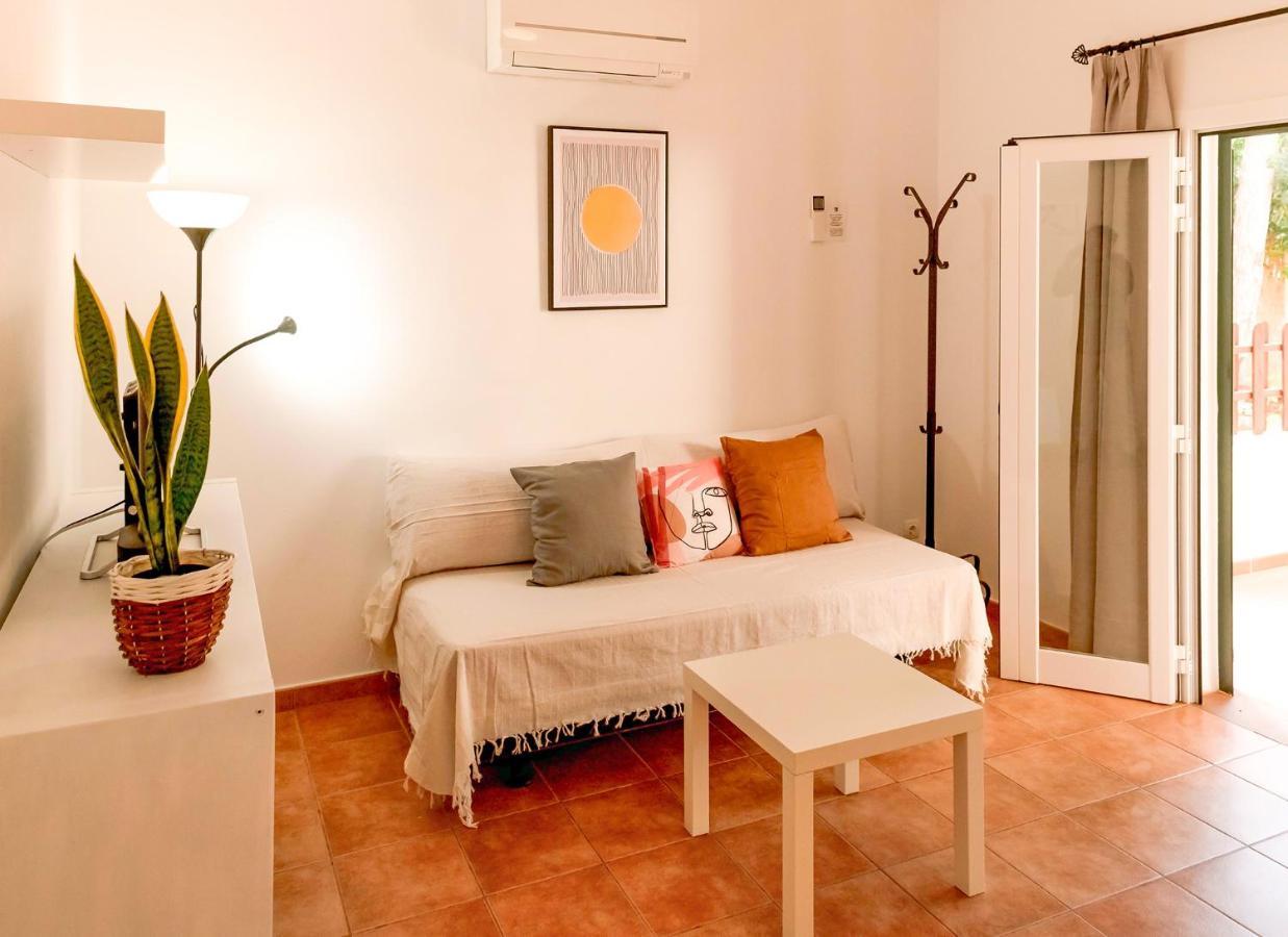 Apartamentos El Pino - Formentera Break 埃斯卡洛 外观 照片