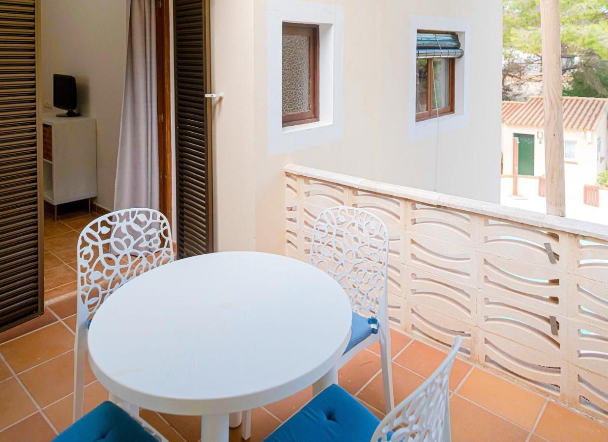 Apartamentos El Pino - Formentera Break 埃斯卡洛 外观 照片