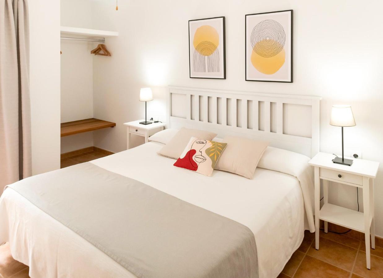 Apartamentos El Pino - Formentera Break 埃斯卡洛 外观 照片