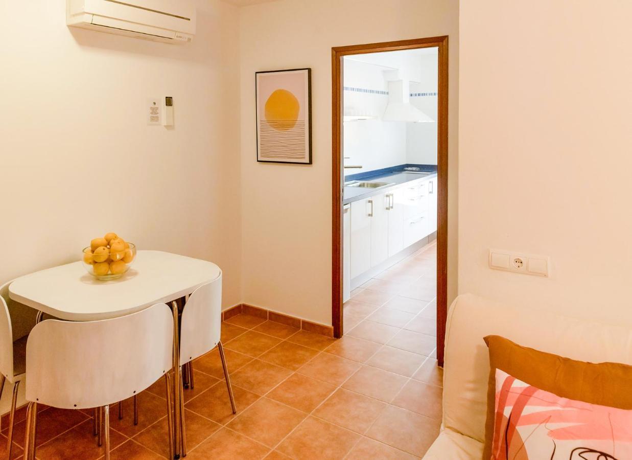 Apartamentos El Pino - Formentera Break 埃斯卡洛 外观 照片